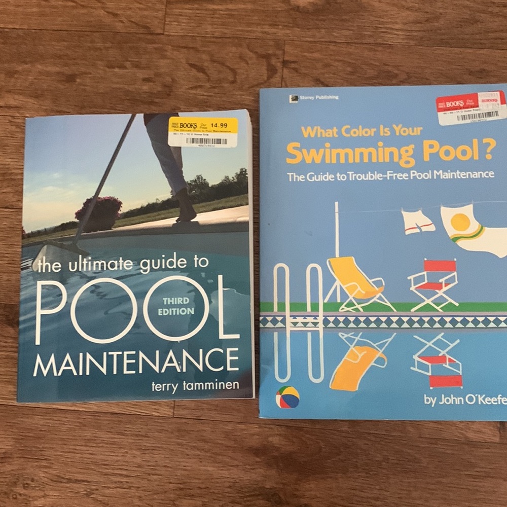 Bundle of two pool maintenance books. See photos for details. Bundle with other